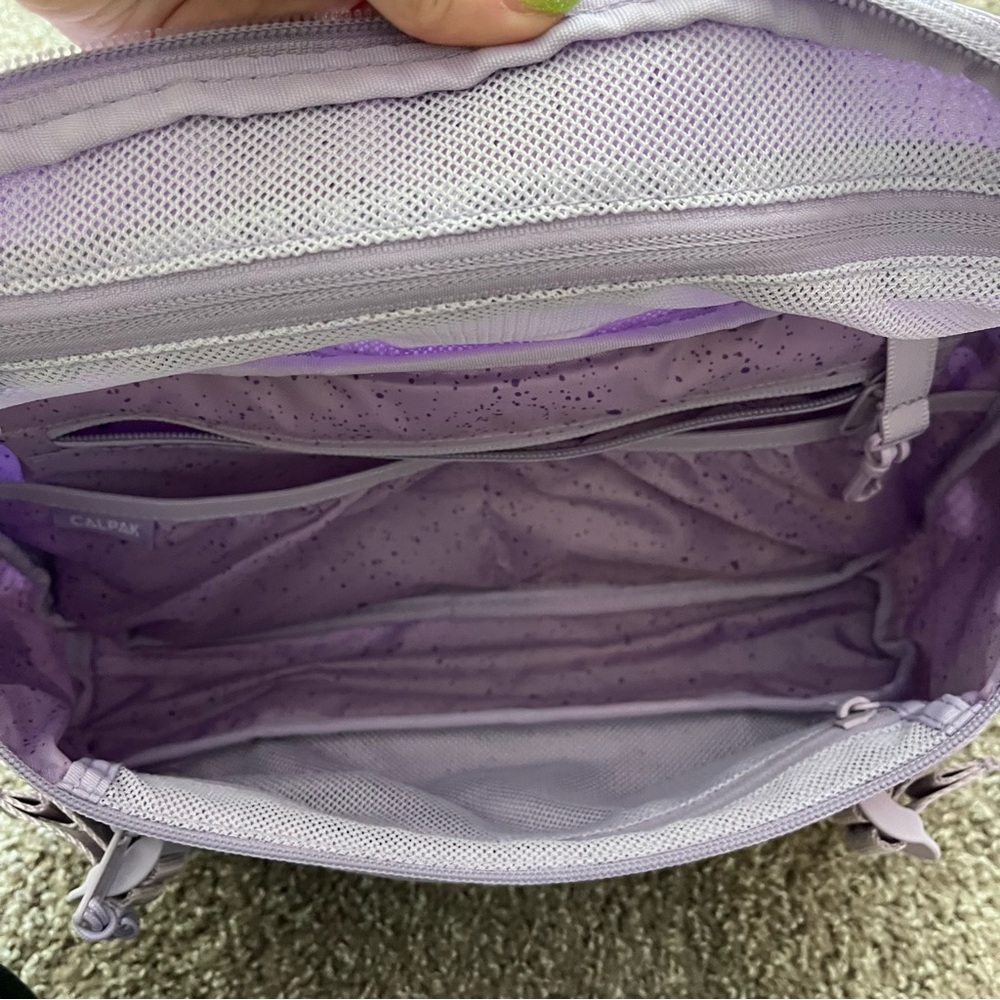 NWOT Calpak Terra Sling Bag in Amethyst - Picture 7 of 12